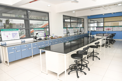 Interactive classroom with students