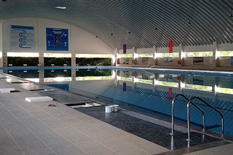 Swimming Pool Image 1